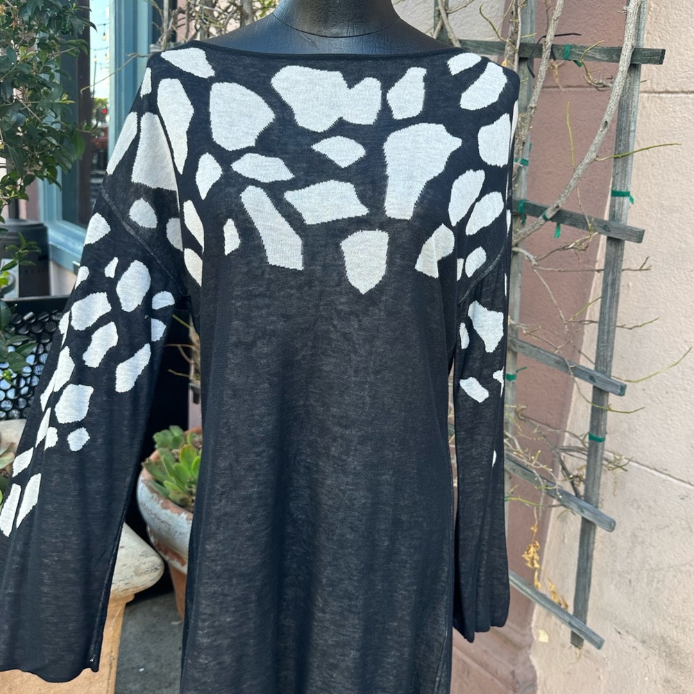 grey and black ST.John new with out tags